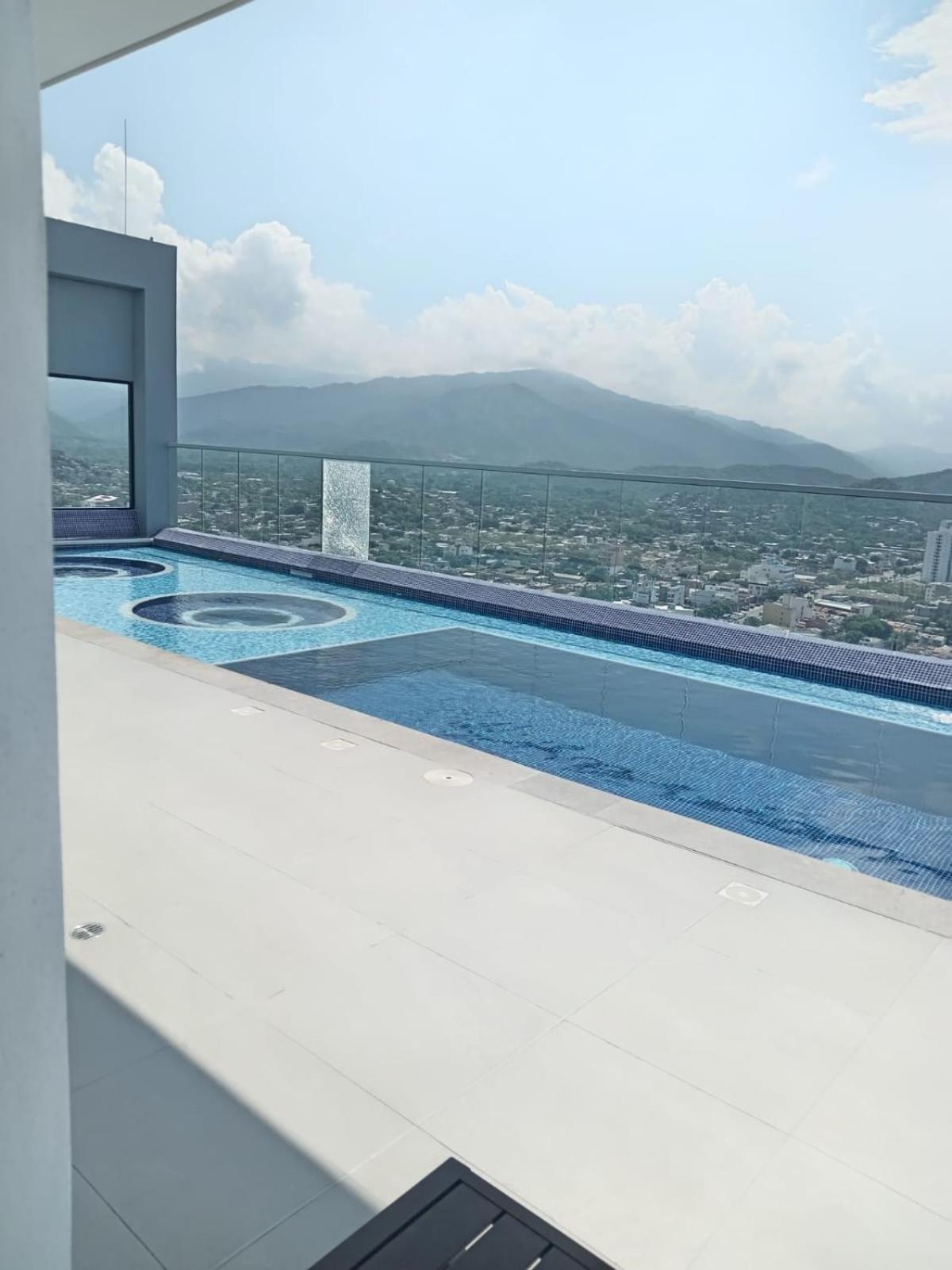Con Vistas A La Bahia Del Rodadero *