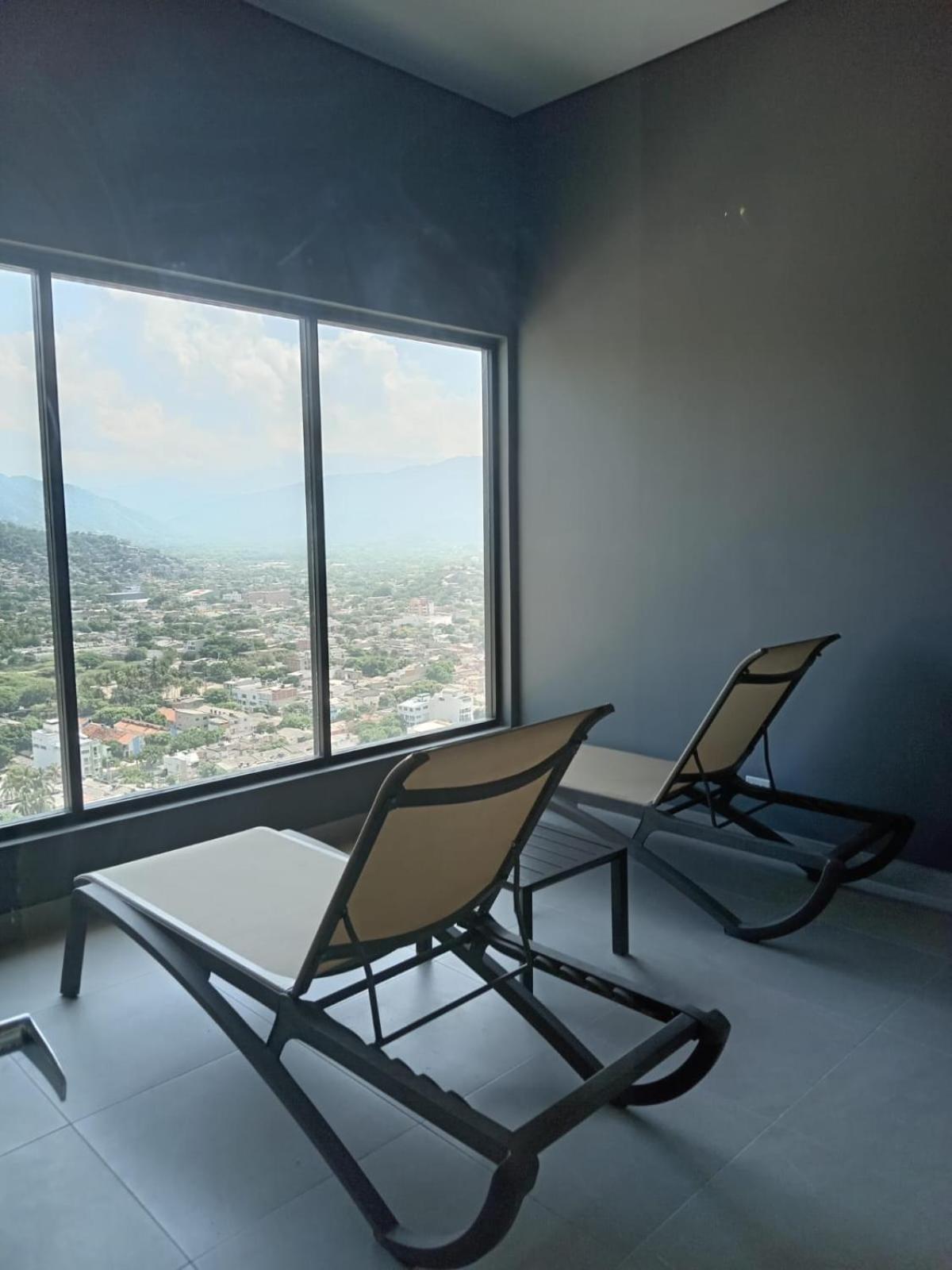 Con Vistas A La Bahia Del Rodadero *